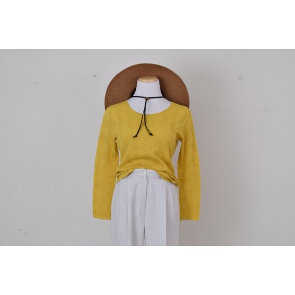 Vintage 90s Golden Yellow Polyester Scoop Neck shirt | size medium - Picture 9 of 10